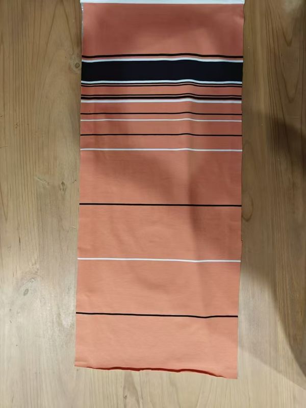 柔らかくて快適で 耐久性があり 滑らかで スタイリッシュな条紋素材のTシャツ用