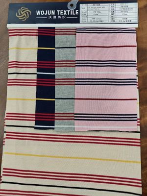 ポロシャツ用の 透き通し 耐久性のある 汗を吸い込む ストライプ付き ニット布