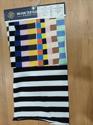 快適で水分を吸収する綿 フランステリー布 服