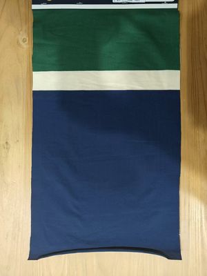 良い価格 快適で耐着性のあるポロシャツ用 透気性帯状素材の布 オンライン