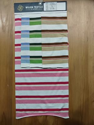 肌 に 優しい 透気 し た 快適 な ストライプ 編み物