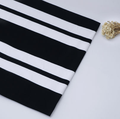 良い価格 肌に優しい柔らかく、変形しにくいストライプニット生地、カジュアルウェアに最適 オンライン