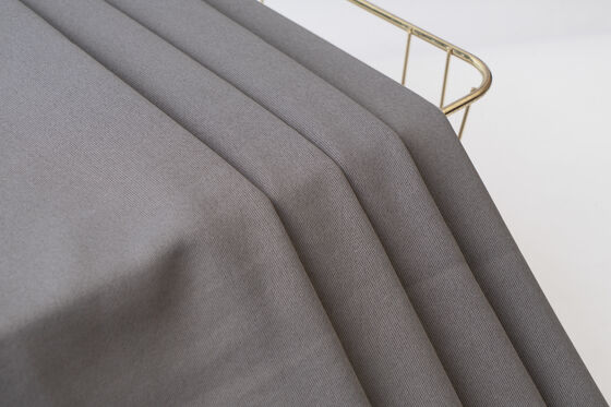 良い価格 230gsm U-Touch ソリッドニット生地：フーディーのクリーンな美学 オンライン