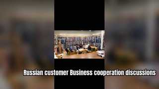 ショールームからライブ中継: ロシアからのお客様との生産的な一日